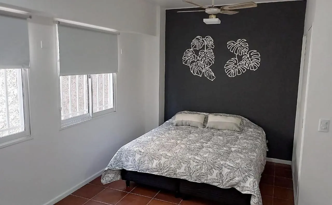 Апартаменты Departamento En Pleno Centro Don Bosco 73 Мендоса